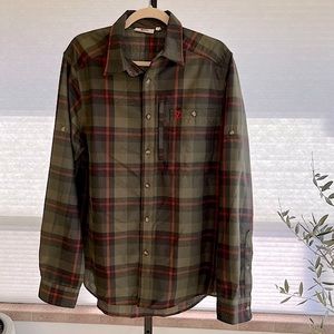 Fjallraven Men’s Fjallglim Plaid Button Front Shirt Laurel Green Medium Casual